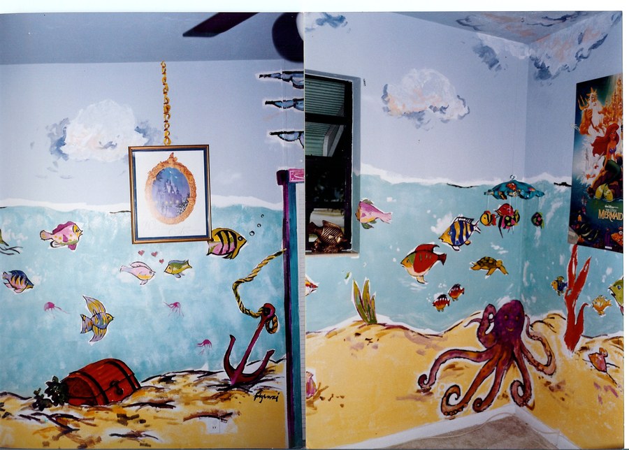 Turtle, octopus and treasure chest reef mural panel in a child's bedroom, Palm Beach, FL