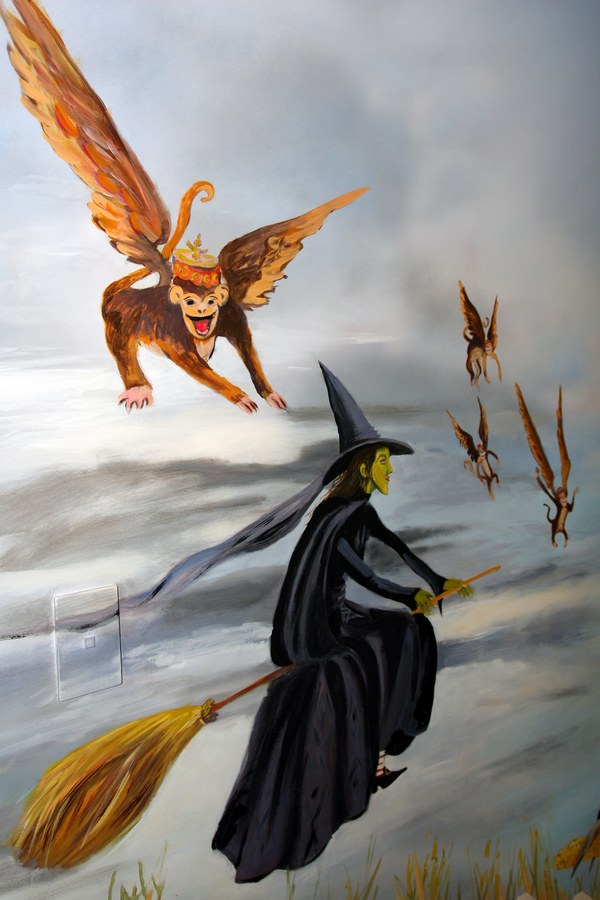 Flying monkeys and the Wicked Witch on her broom mural detail, Palm Beach, FL