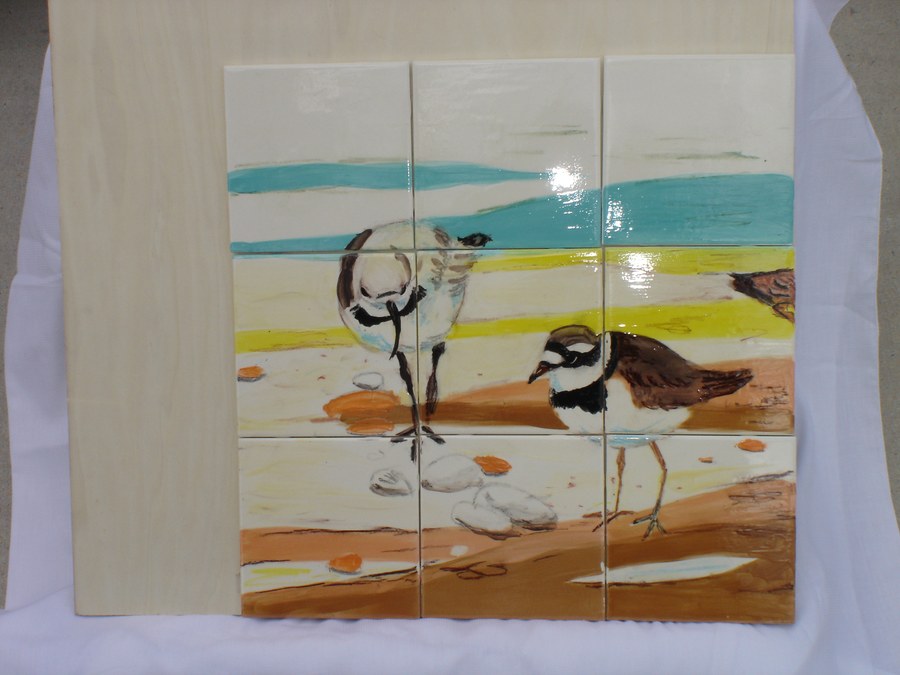 Realistic Shorebirds on the beach hand-painted tile by Maureen Fulgenzi, additional detail/installation view 3 — Warm & earthy palette, Palm Beach, FL