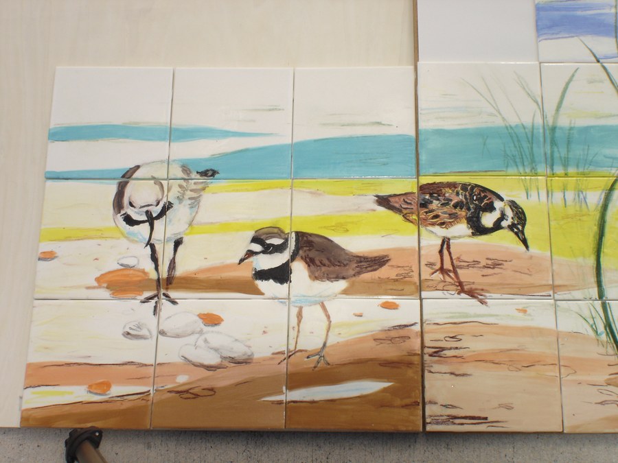 Realistic Shorebirds on the beach hand-painted tile by Maureen Fulgenzi, additional detail/installation view 6 — Warm & earthy palette, Palm Beach, FL